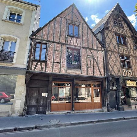 Ferienwohnung Le Chambord Beautiful Half-Timbered House With Terrace Tours Exterior foto