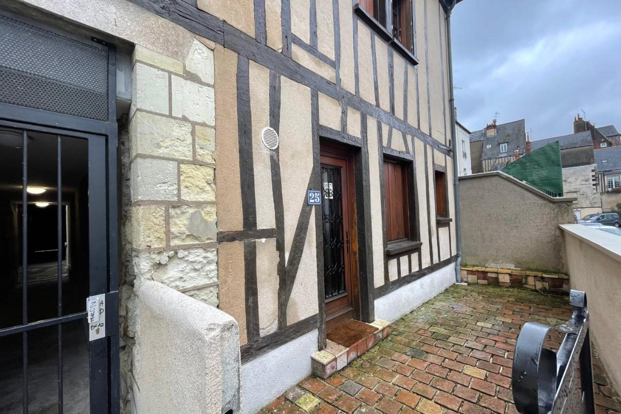 Ferienwohnung Le Chambord Beautiful Half-Timbered House With Terrace Tours Exterior foto